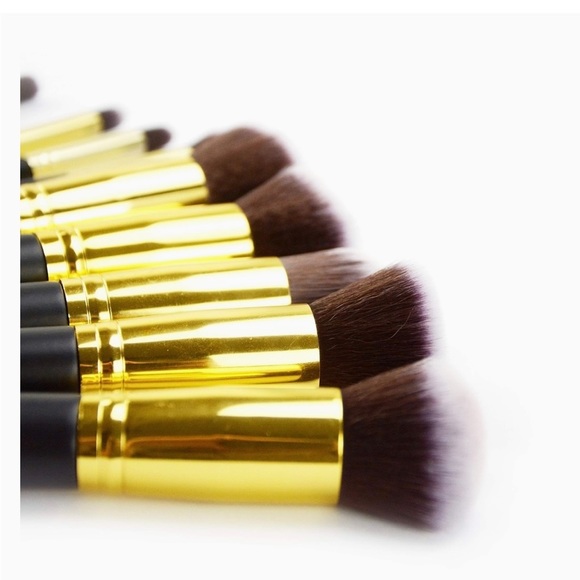 Brand New Dermatique 10pc Make-up Brush Set - Picture 2 of 7